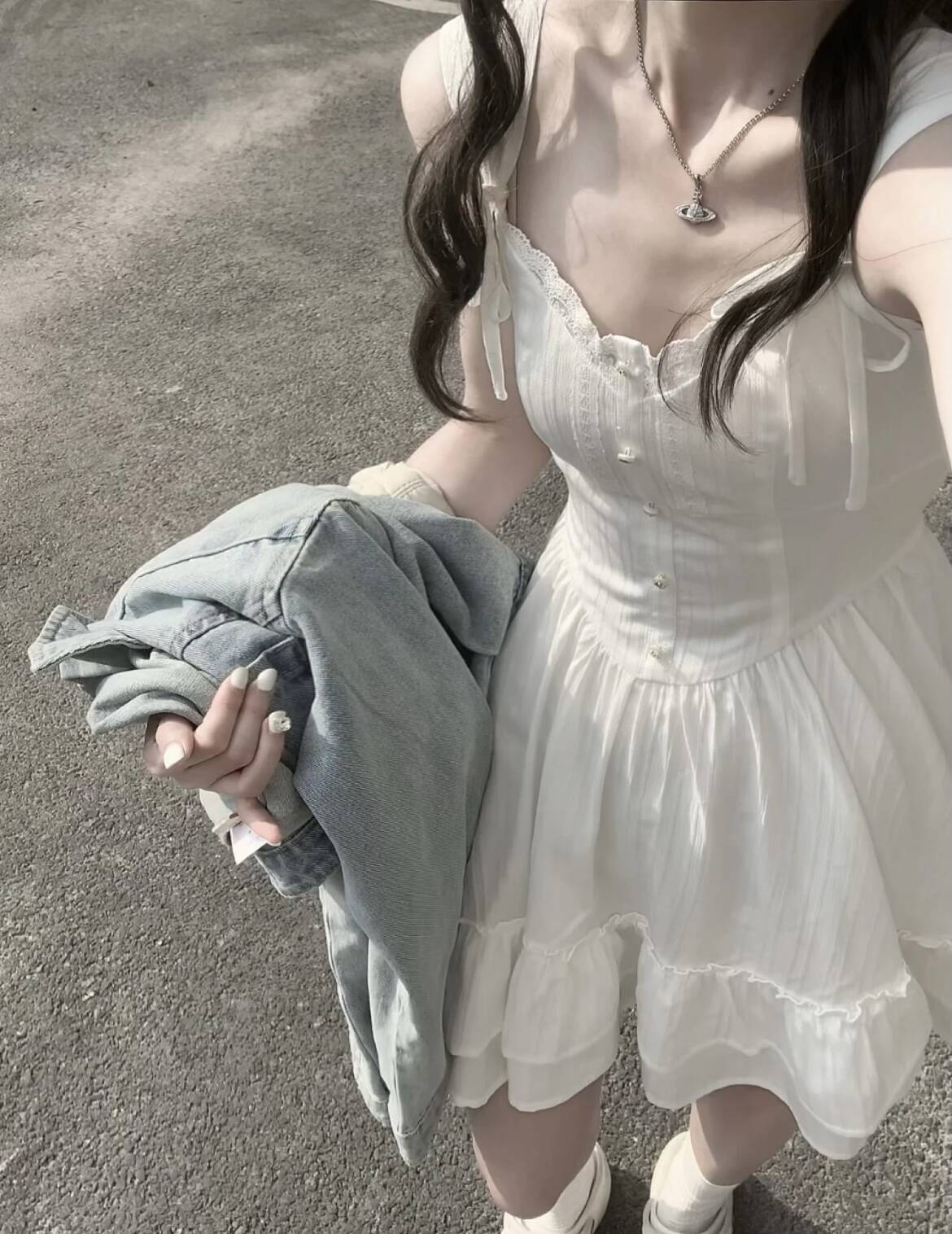 Q女家 花蕾椰子冰/初恋甜美白色吊带连衣裙女夏季520约会小白裙