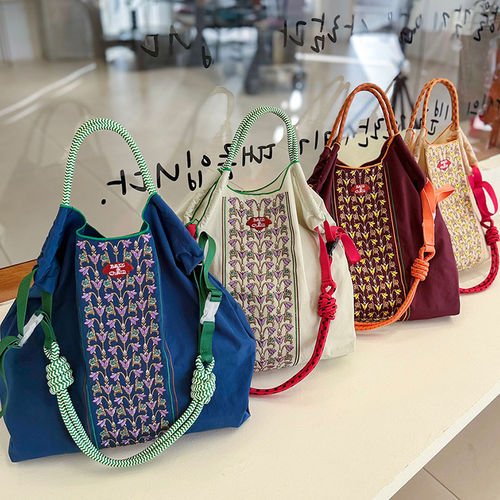 日系ball chain刺绣花卉藤蔓环保购物袋斜挎帆布通勤单肩包大容量