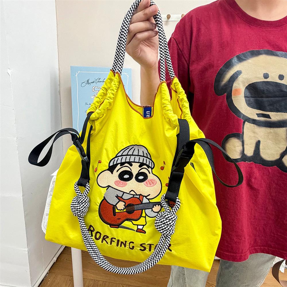 日系ball chain刺绣吉他蜡笔小新环保购物袋斜挎帆布包通勤单肩包