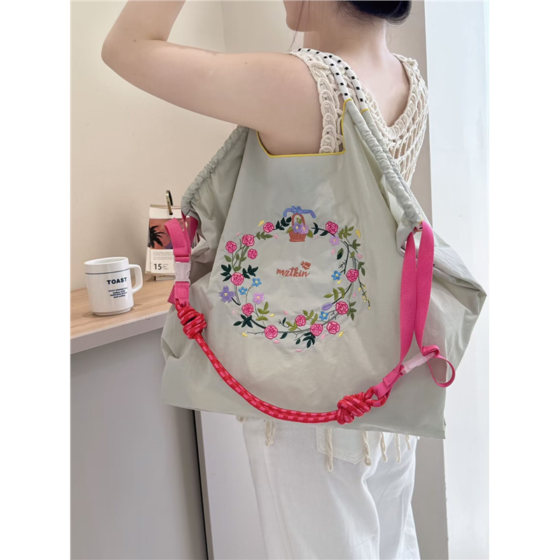 日系ball chain刺绣玫瑰花环环保袋帆布购物袋大容量通勤托特包女