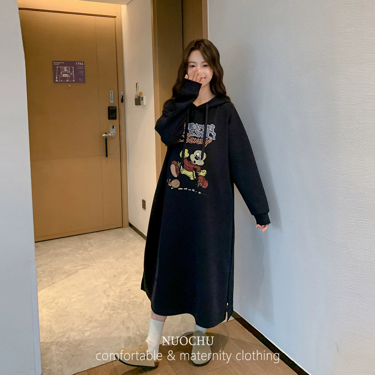 孕妇装连衣裙秋装新款时尚洋气不显怀大码卫衣宽松遮肚T恤打底衫