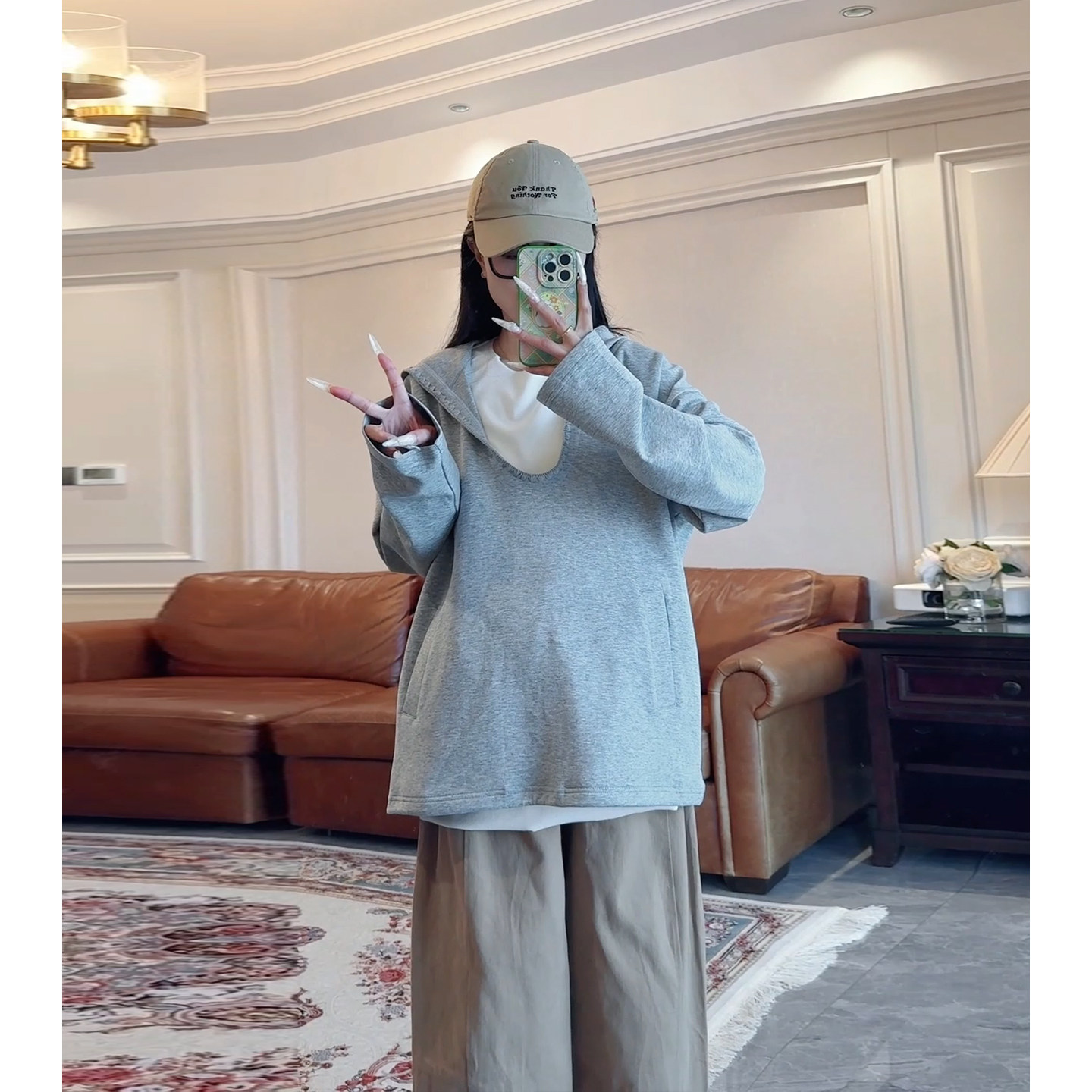 孕妇连帽卫衣中长款宽松显瘦