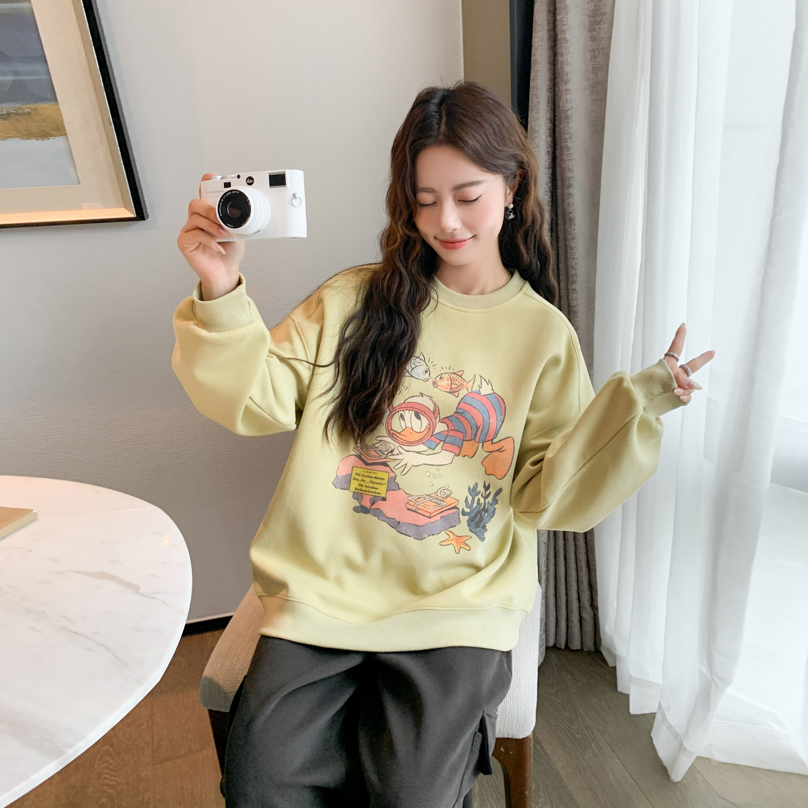韩版卡通印花宽松减龄卫衣女