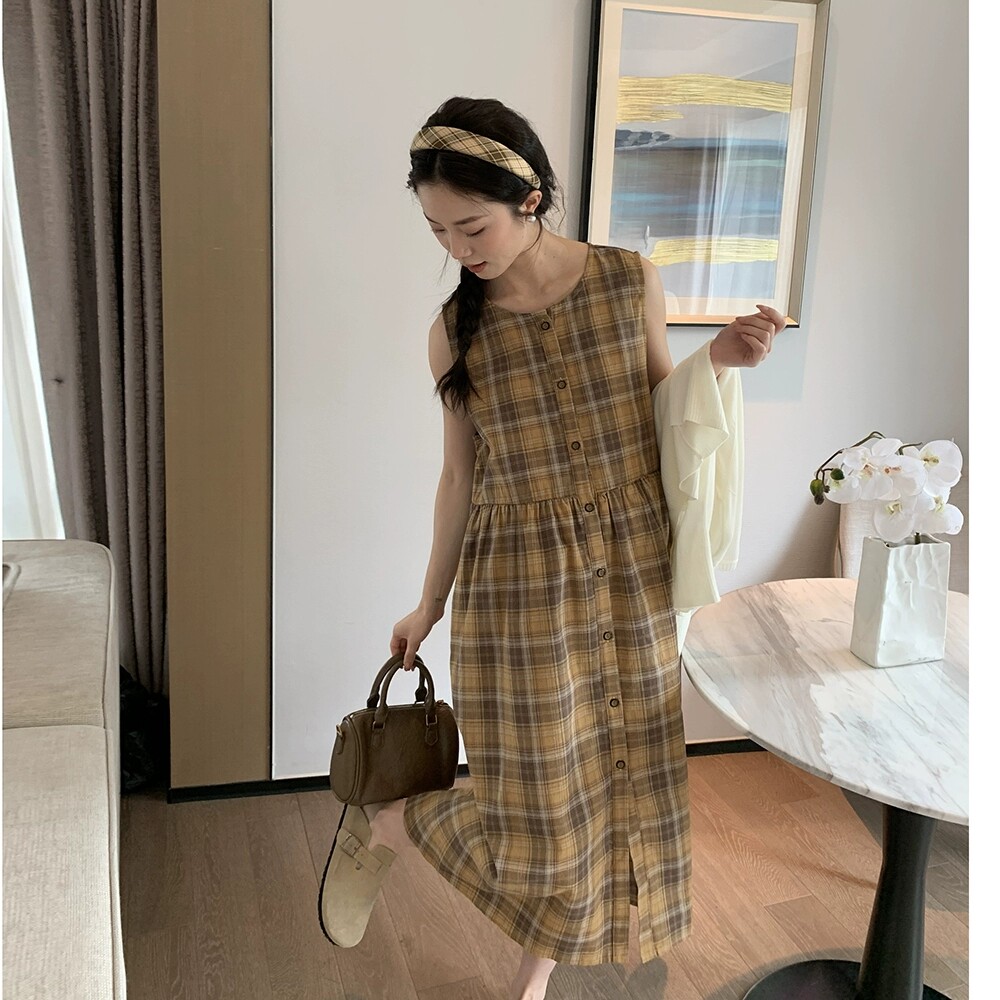 ◆诺初孕妇装◆盐系女孩的格子裙~孕妇夏天连衣裙撞色背心裙套装