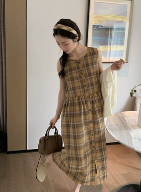 ◆诺初孕妇装◆盐系女孩的格子裙~孕妇夏天连衣裙撞色背心裙套装