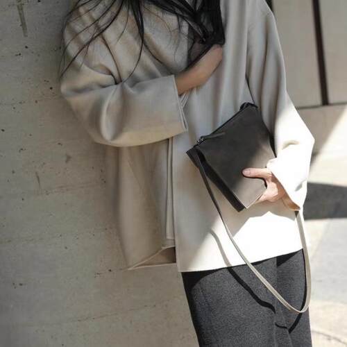 dresscode台湾轻奢小众设计师小红书DAWANG牛皮牛仔包斜挎包