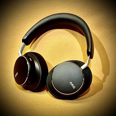 HIFI蓝牙耳机爱科技摇滚头戴式