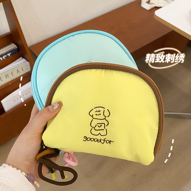 ins小众多巴胺化妆包女便携大容量内胆收纳包护肤品洗漱包高级感