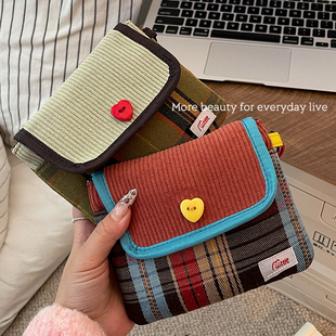 包内收纳小包口红卫生巾包里随身便携小型精致包包中的迷你化妆袋