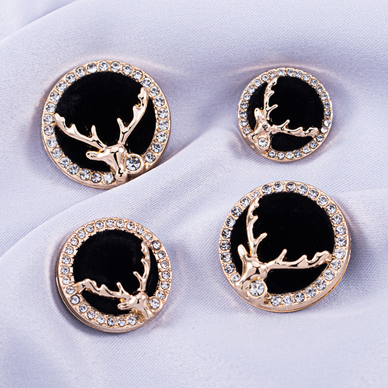 TTT时尚小香风外套羊绒大衣纽扣