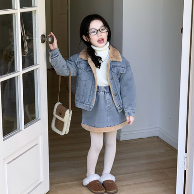 女童休闲套装2025冬季韩版牛仔外套加绒加厚夹克短裙半裙高领毛衣