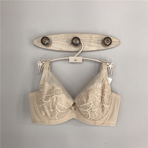 超薄性感蕾丝大胸显小收副乳调整