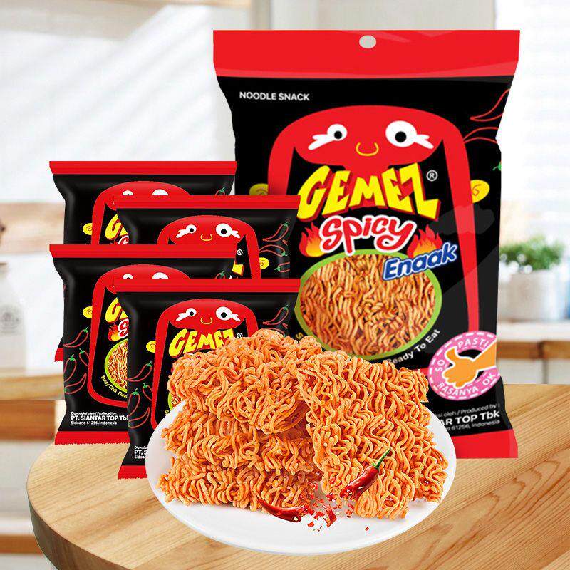 进口印尼小鸡面Gemez干脆面16g烧烤香辣味怀旧网红休闲零食整箱