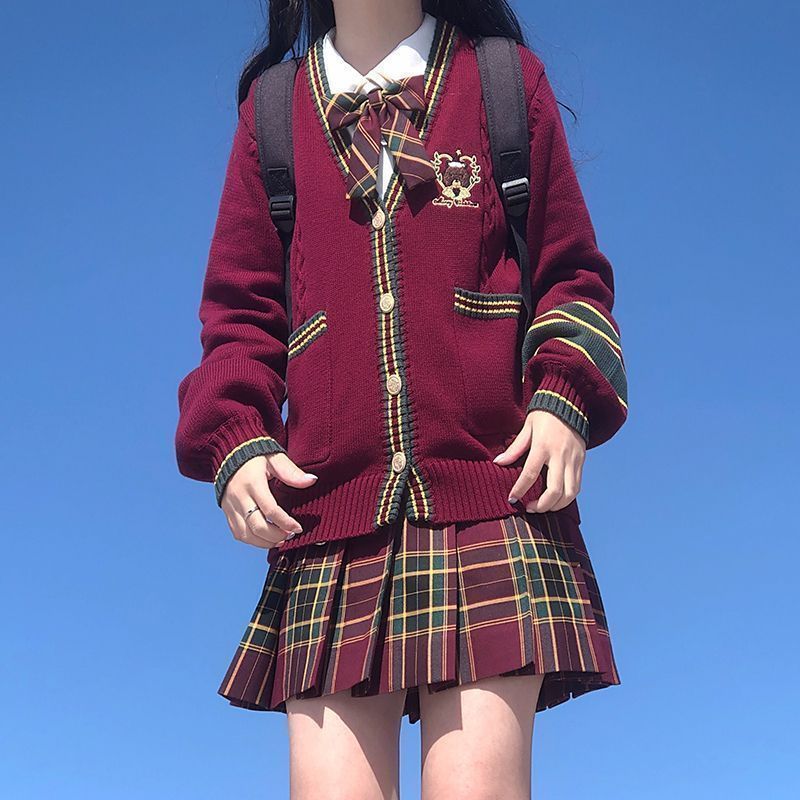 新年战袍圣诞小熊全套山楂树jk制服毛衣v领开衫女正版日系学院风