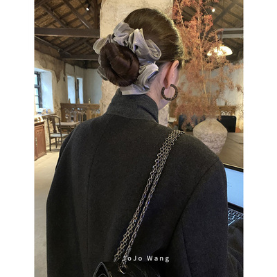 银狐雪灰~浓郁咖色丝绒肠圈发圈