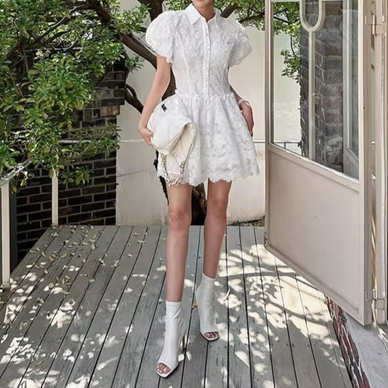 无恙春夏新款蕾丝花边连衣裙公主泡泡袖短款蛋糕蓬蓬小白裙