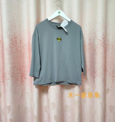 夏季青灰色落肩款中袖刺绣短袖T恤 女