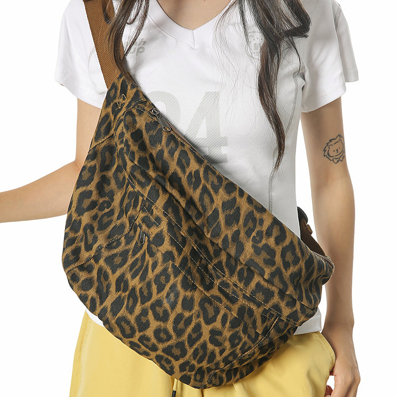豹纹帆布大容量胸包2025新款潮牌斜挎包潮流胸包小众百搭ins腰包,箱包皮具/热销女包/男包,胸包,淘宝优惠券,粉丝福利购,淘宝优惠卷