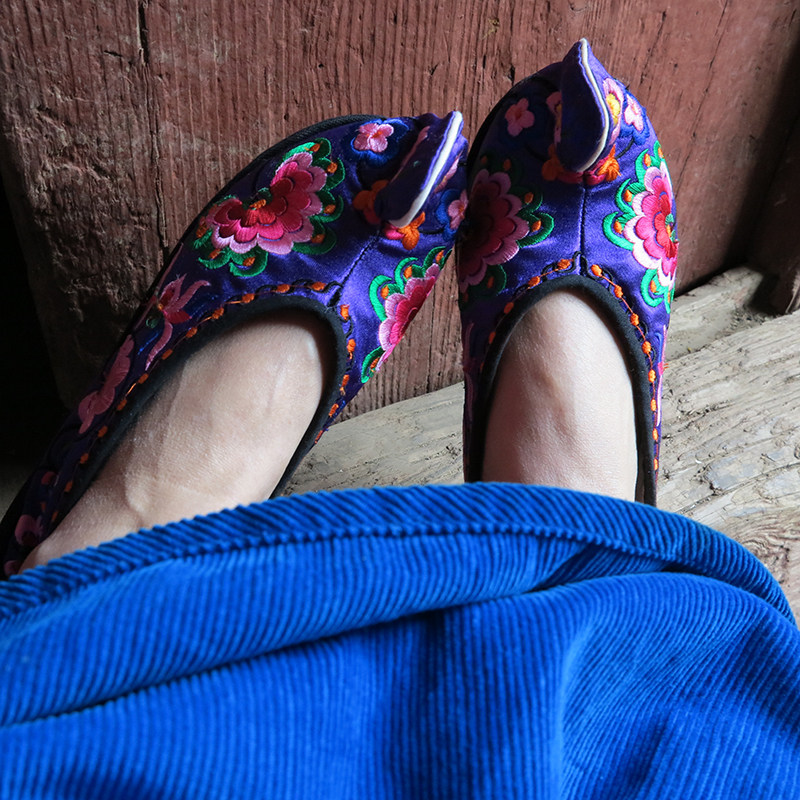 原创直销民族风森女文艺范手工缝制绣花鞋大翘头汉履单鞋千层底,女鞋,绣花鞋,淘宝优惠券,粉丝福利购,淘宝优惠卷