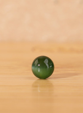 俄料碧玉老坑菠菜绿灵动猫眼圆珠
