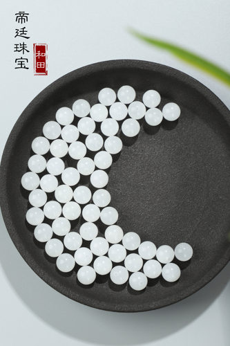帝廷！天然原矿和田玉单颗老型珠