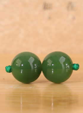 天然俄料碧玉圆珠精品阳绿色对珠
