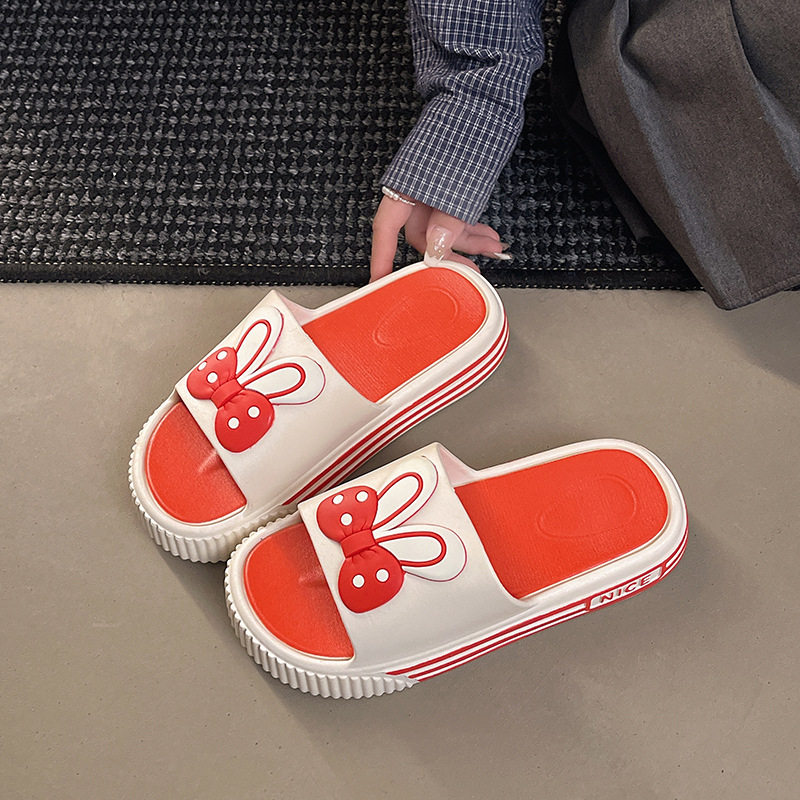 新款拖鞋女夏季平底外穿时尚甜美兔耳朵松糕底防滑室内女鞋卡通