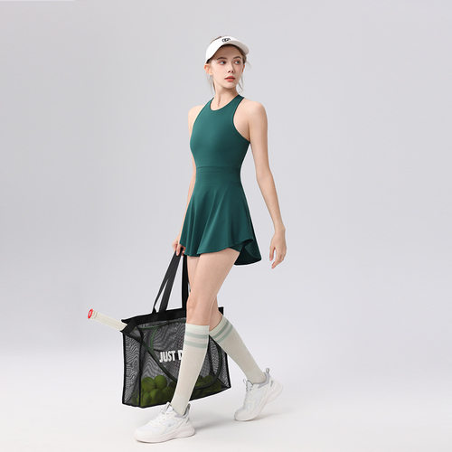 复古绿新款女运动连衣裙