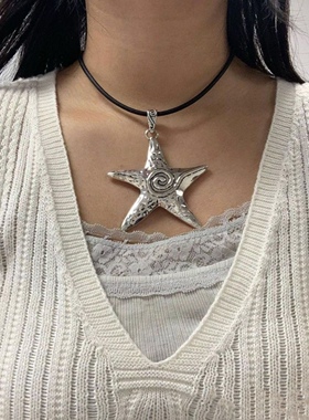 亚马逊新款热销大五角星心形水晶吊坠韩版时尚个性百搭项链配饰