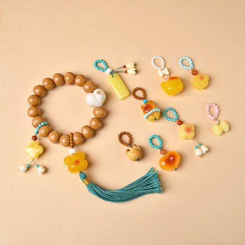 二代蜜蜡小熊屁桃挂坠diy手工配件手串文玩配饰跑环