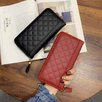 手拿包女可放手机钱包卡一体包女士精致高档2021新款网红韩版长款