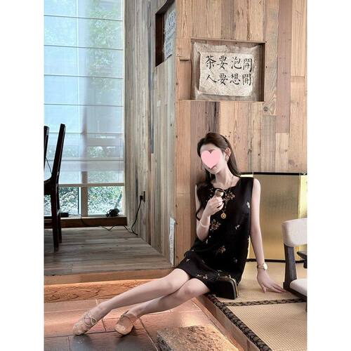 新中式超仙名媛刺绣连衣裙女2026夏季新款精致减龄遮肉显瘦A字裙