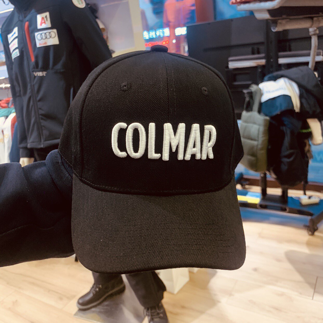 卡尔玛COLMAR鸭舌帽