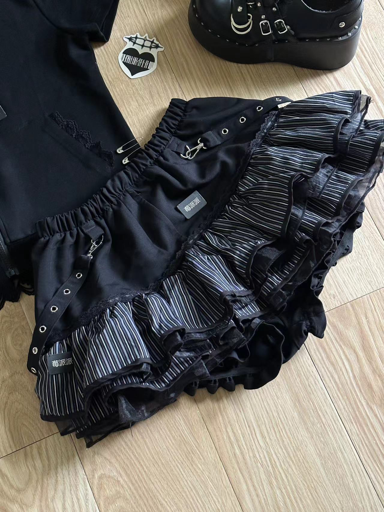 黑雾之召／裙裤 条纹拼接 链条短裙 鸭屁股 莓派派原创