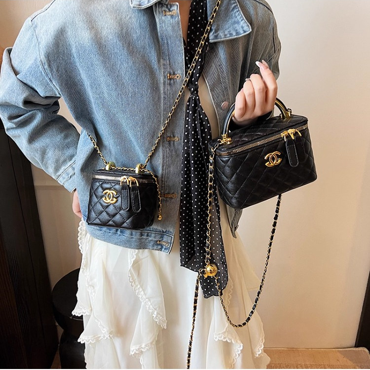 精品时尚包包女新款2025小香风呢子链条包高级感单肩通勤斜挎包