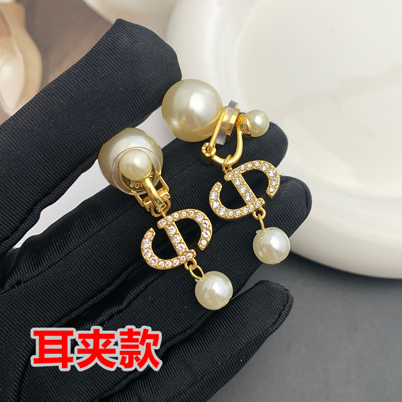 奥米迪奥cd镶钻流苏长款耳夹女高级感轻奢无耳洞无痛耳饰韦雪同款