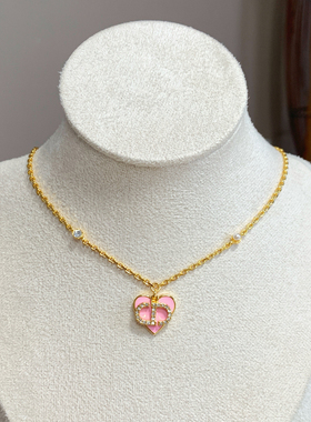 奥米迪奥新款粉色爱心吊坠项链女镶钻CD气质百搭高级感颈链锁骨链