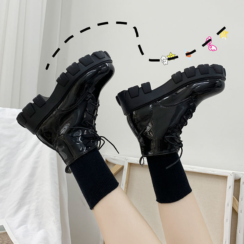 乔迪尔大东2025秋冬季新款英伦风马丁靴女学生韩版百搭短靴前系带