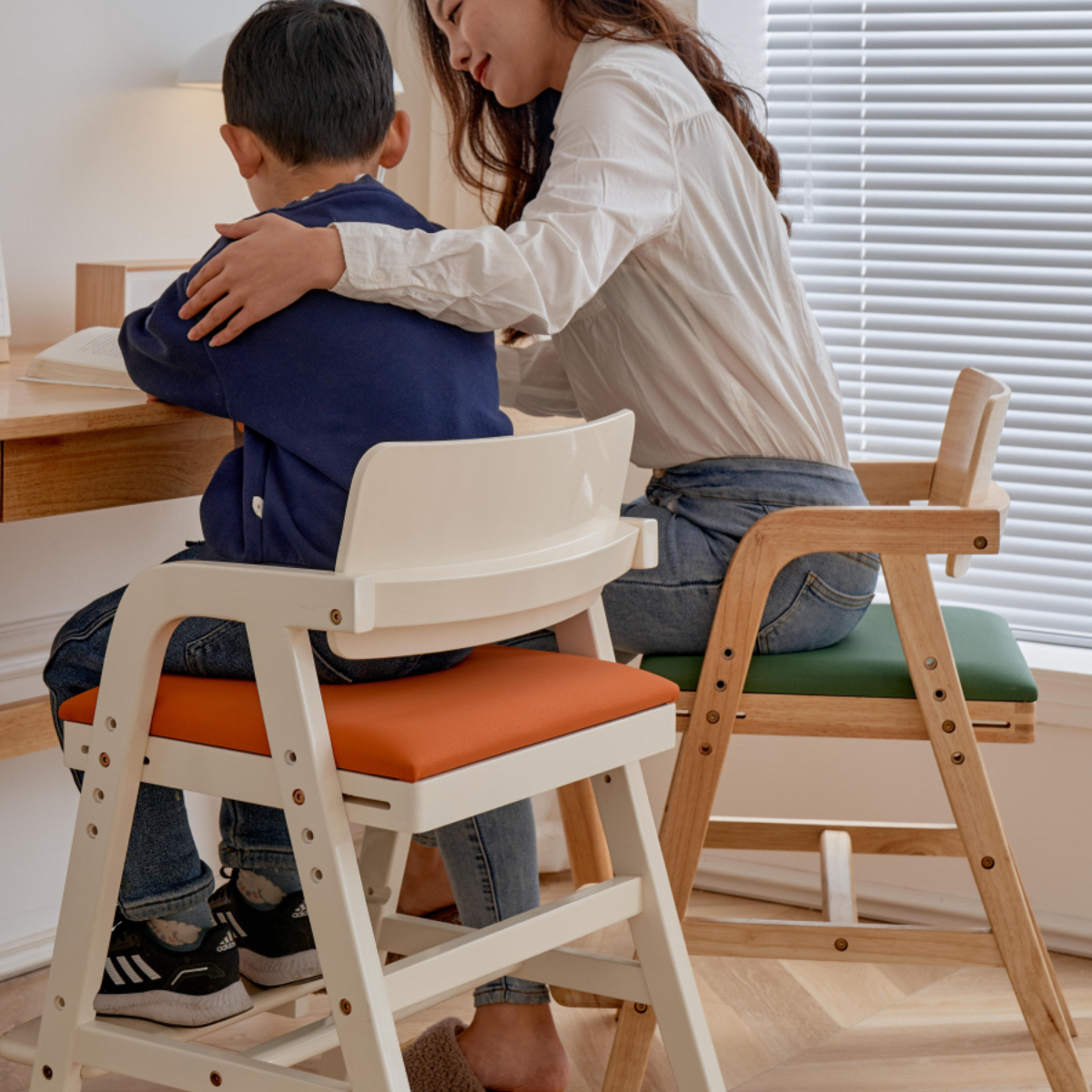 实木儿童学习椅可升降书桌椅中小学生矫正坐姿家用写字椅宝宝餐椅