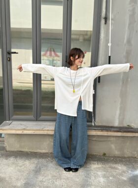 幕茄2026春季新款休闲搭配女士圆领侧开衩修身长袖T恤