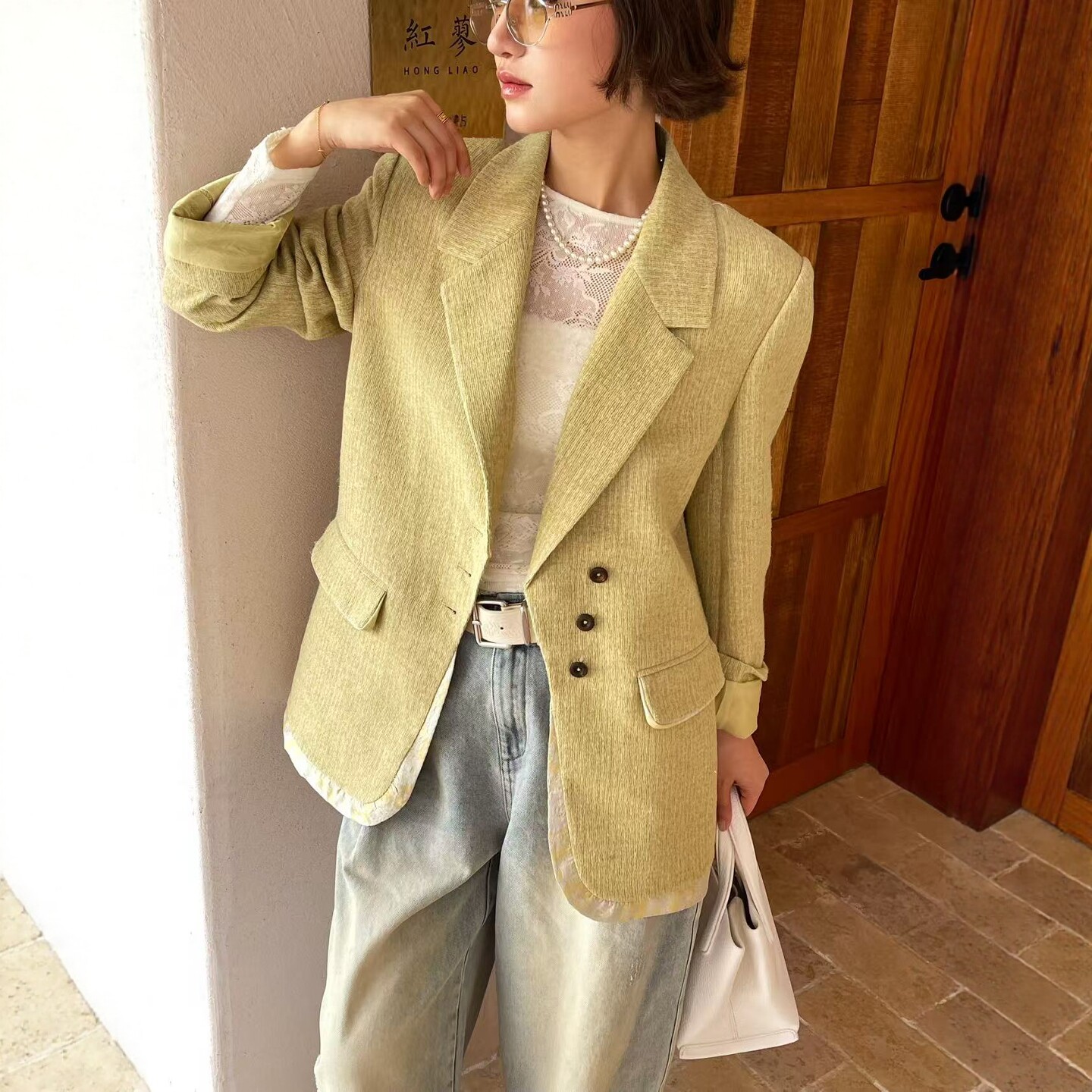 欧洲站2026春季新款V+.COM时尚翻领拼接假两件女士西装麻料外套潮