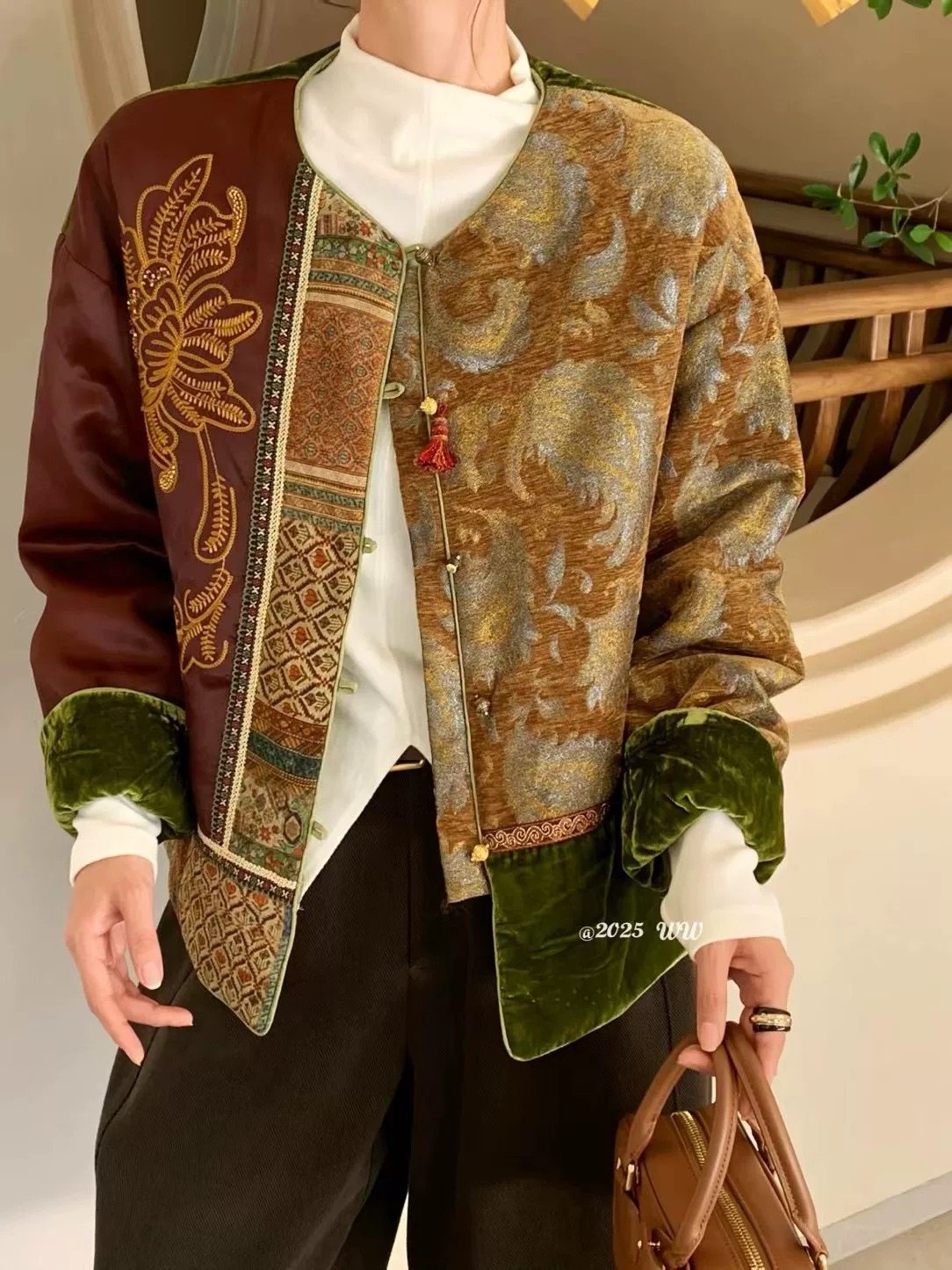 欧货2025冬季新款新中式国风盘扣提花刺绣棉服女宽松显瘦百搭外套,女装/女士精品,棉衣/棉服,淘宝优惠券,粉丝福利购,淘宝优惠卷