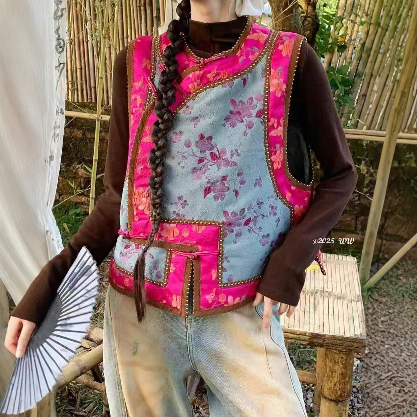 夹棉中式国风圆领提花刺绣马甲