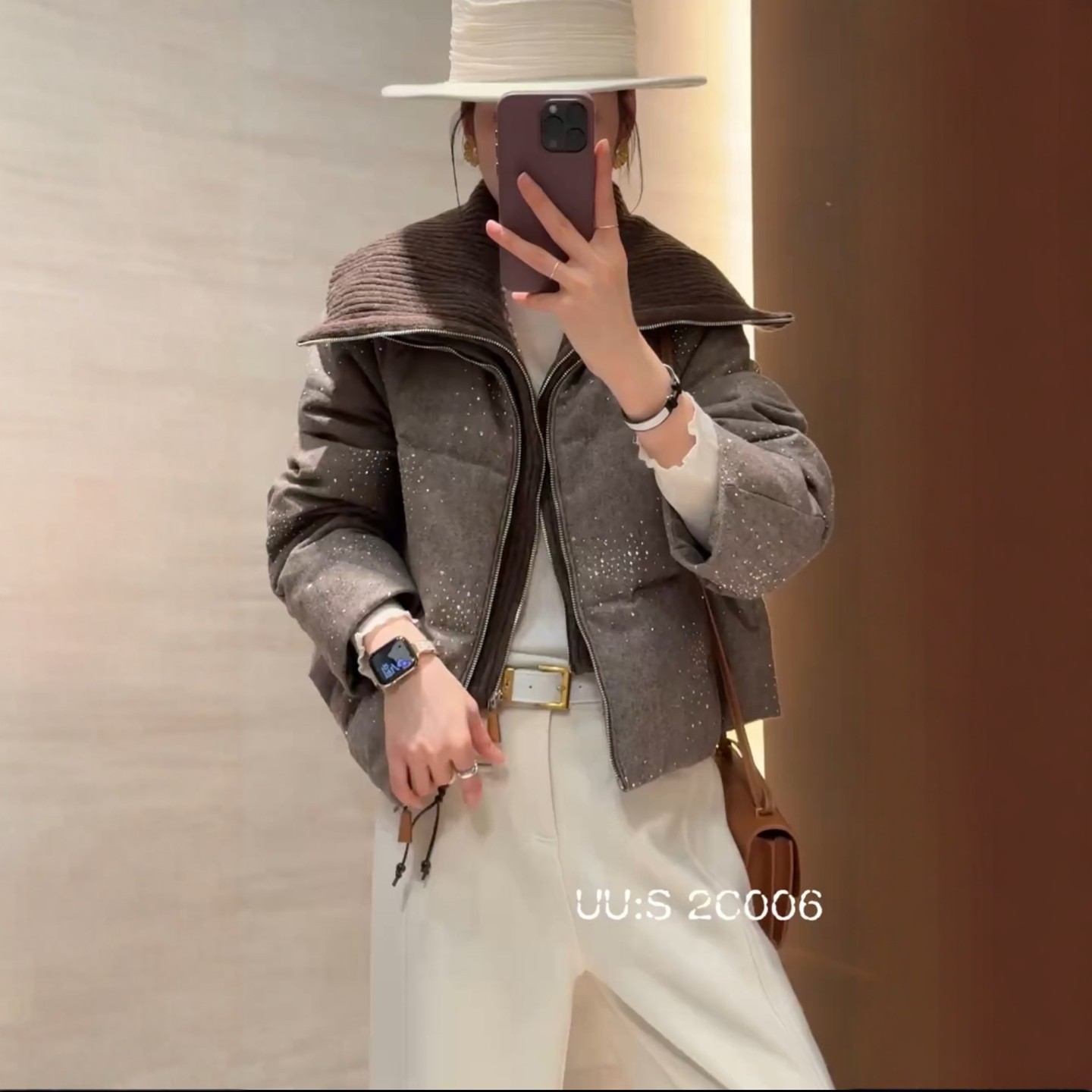 南油欧货2025冬季新款设计师款针织大翻领烫钻短款鹅绒羽绒服外套,女装/女士精品,羽绒服,淘宝优惠券,粉丝福利购,淘宝优惠卷