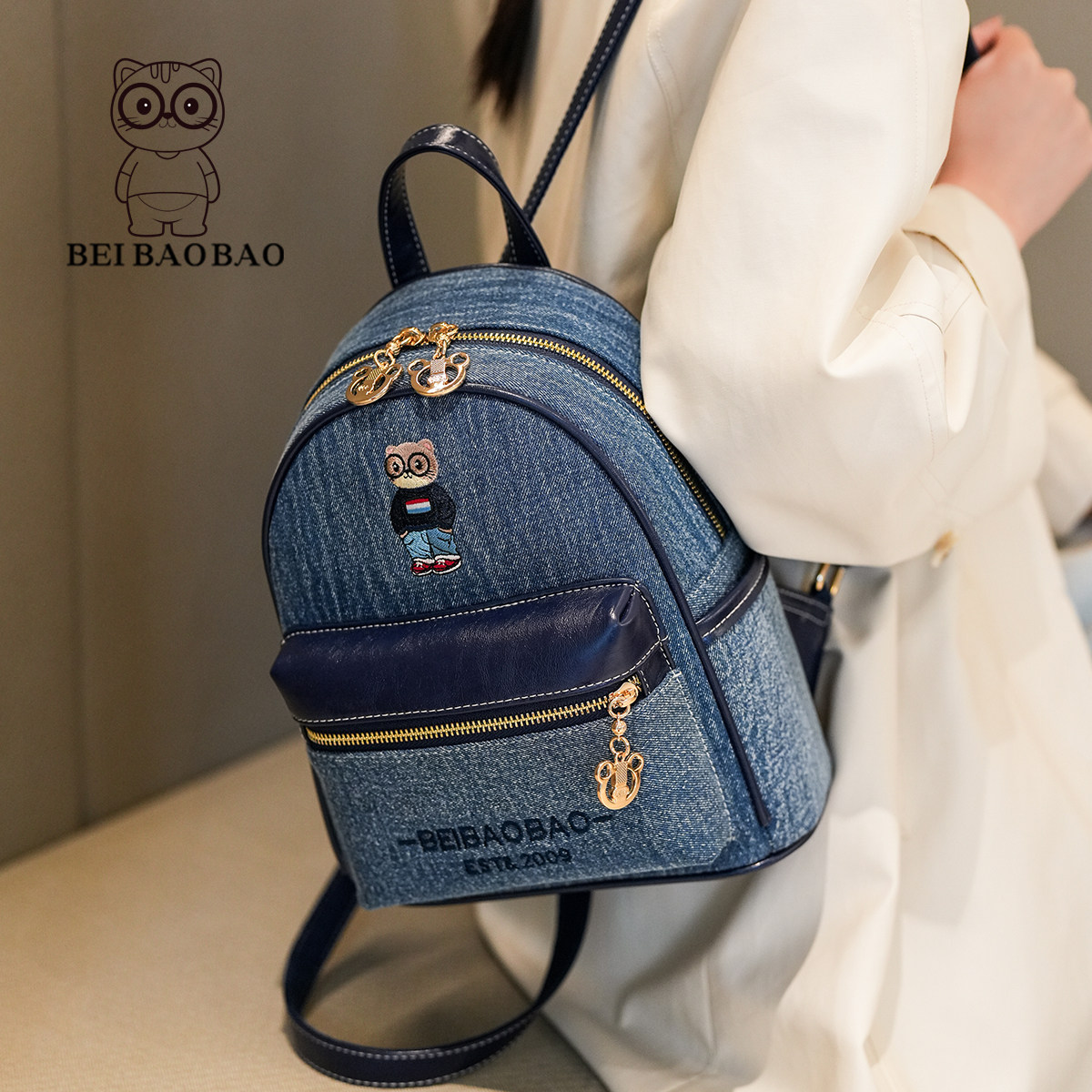 北包包新款通勤休闲大容量包包简约百搭牛仔蓝设计女包潮流双肩包