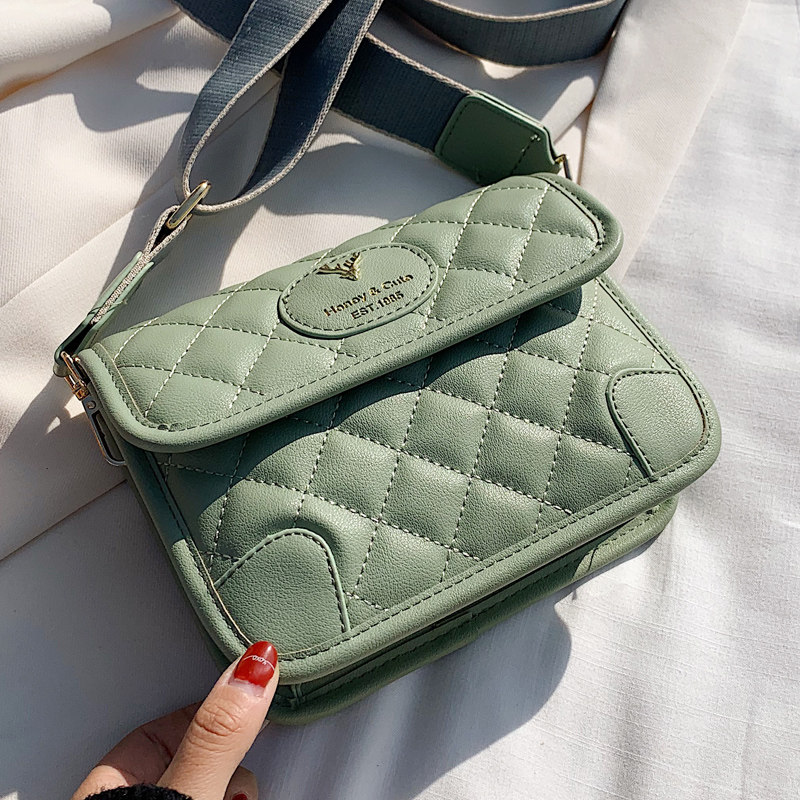 北包包夏季仙女小包包2020新款质感宽肩带斜挎包时尚流行菱格单肩