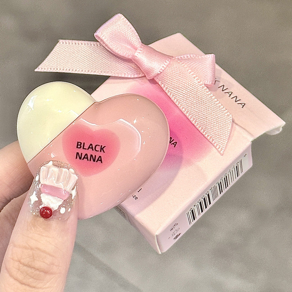 BLACKNANA新品爱心唇釉心动悸恋