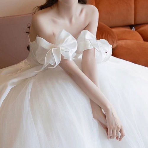 新娘婚纱手袖短款抹胸礼服