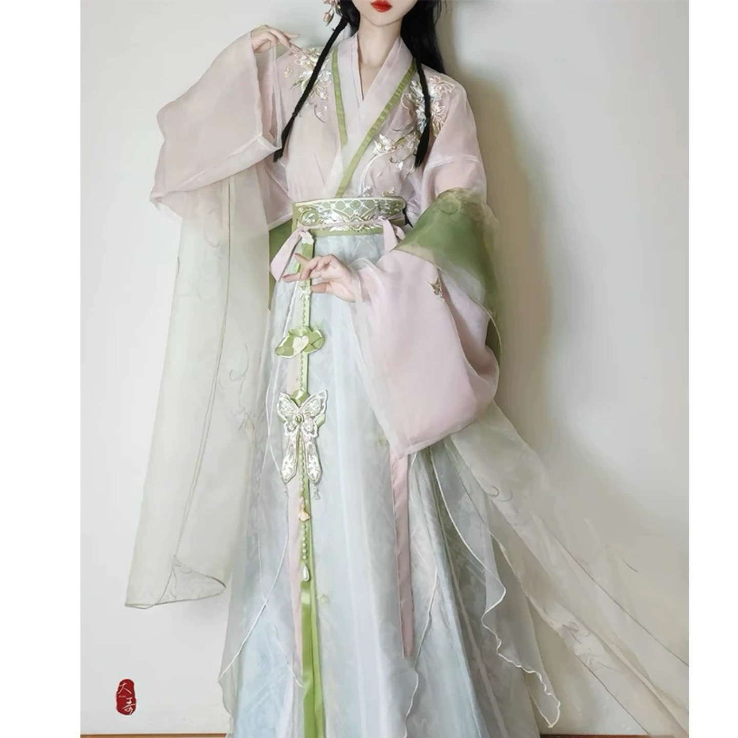 汉服女原创女绣花上衣齐腰破裙