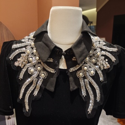 重工翻领麦穗珠珠之翼假领子AZ459